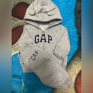 Gray Gap Sweatsuit